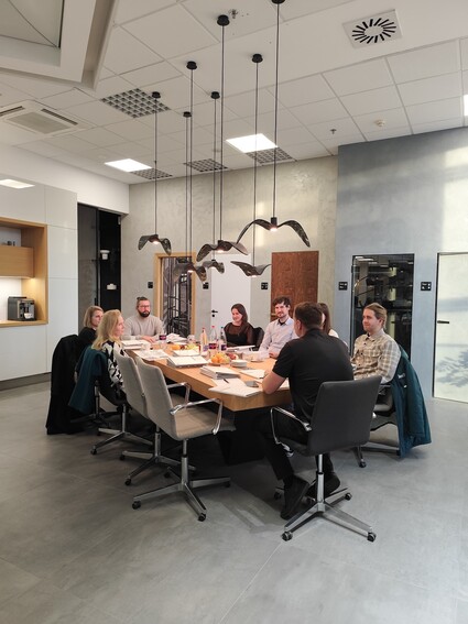 24 studií. 87 architektů a designérů. Jeden cíl: posunout …