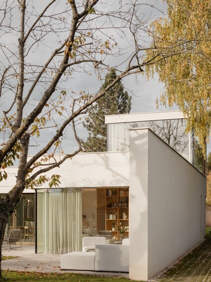 Za domem, který bude vypadat skvěle i za dvacet let, nikdy&nbsp;&hellip;