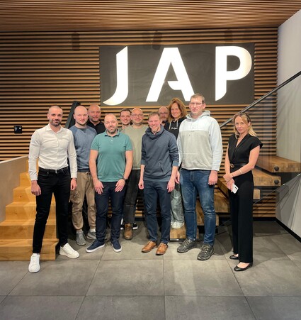 A přesně tohle nás baví nejvíc. Když se produkt neukazuje&nbsp;&hellip;