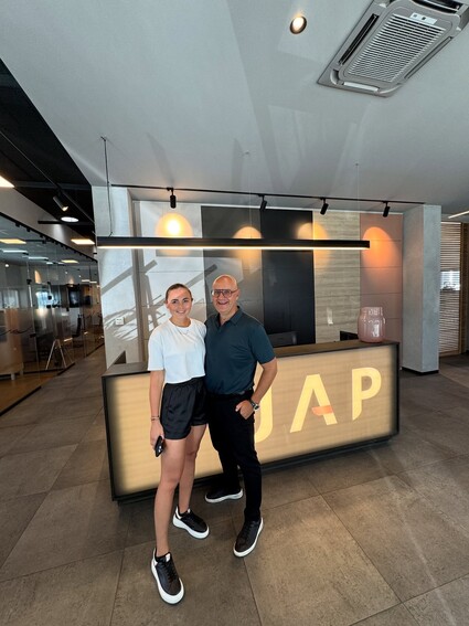 Od skici k výrobní lince. Když se architektka podívá do …