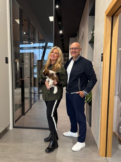 Když elitní interiérová designérka potká tým, který miluje …