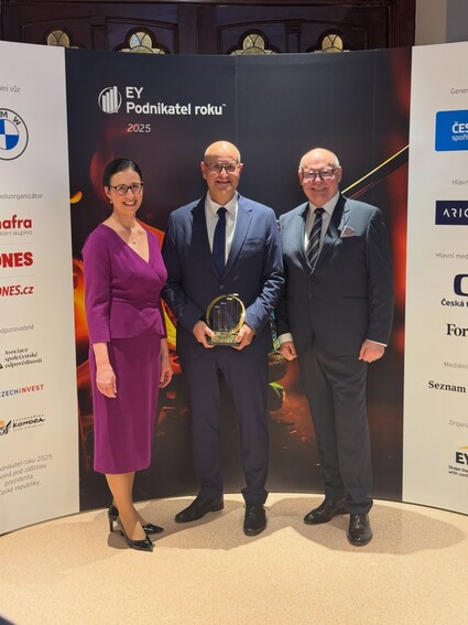 Dnes se mi splnil největší profesní sen. 🏆 Získal jsem …